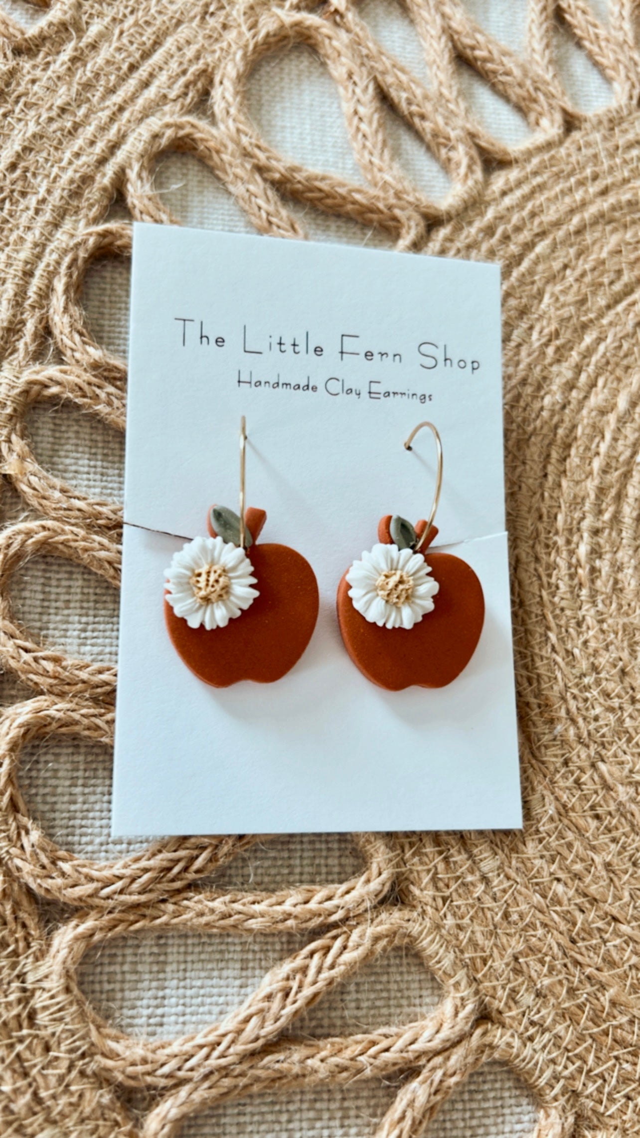 Daisy Apple Hoops