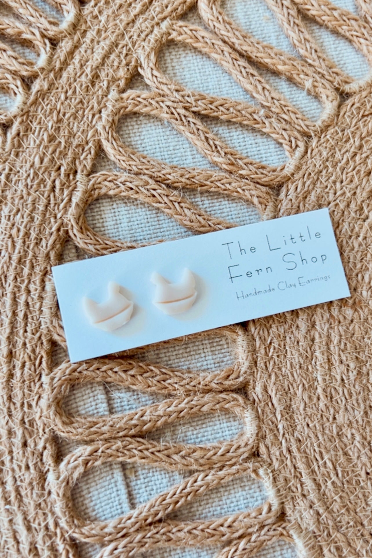 Milky White Hen Stud