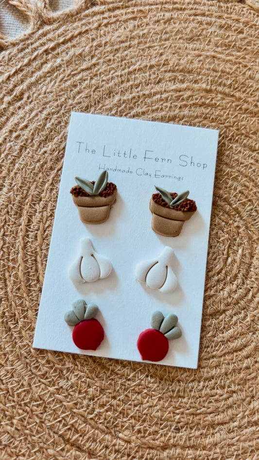 Garden Studs pack of 3 ( as shown)